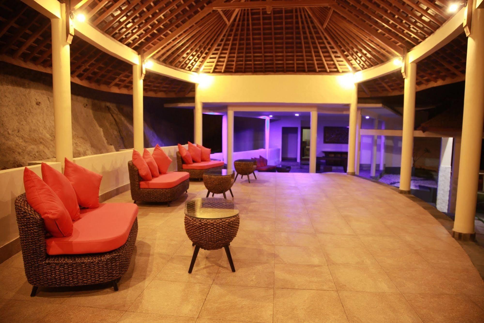 Lima Satu Resort Pemenang Εξωτερικό φωτογραφία